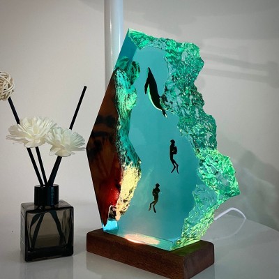 Ocean Epoxy Resin Night Light Humpback and Couple Diver Night Light