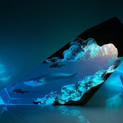 Blue Whale Couple Diver Resin Night Light